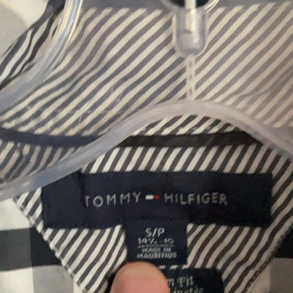 Tommy Hilfiger Black and White Gingham Casual Shirt - Picture 2 of 4